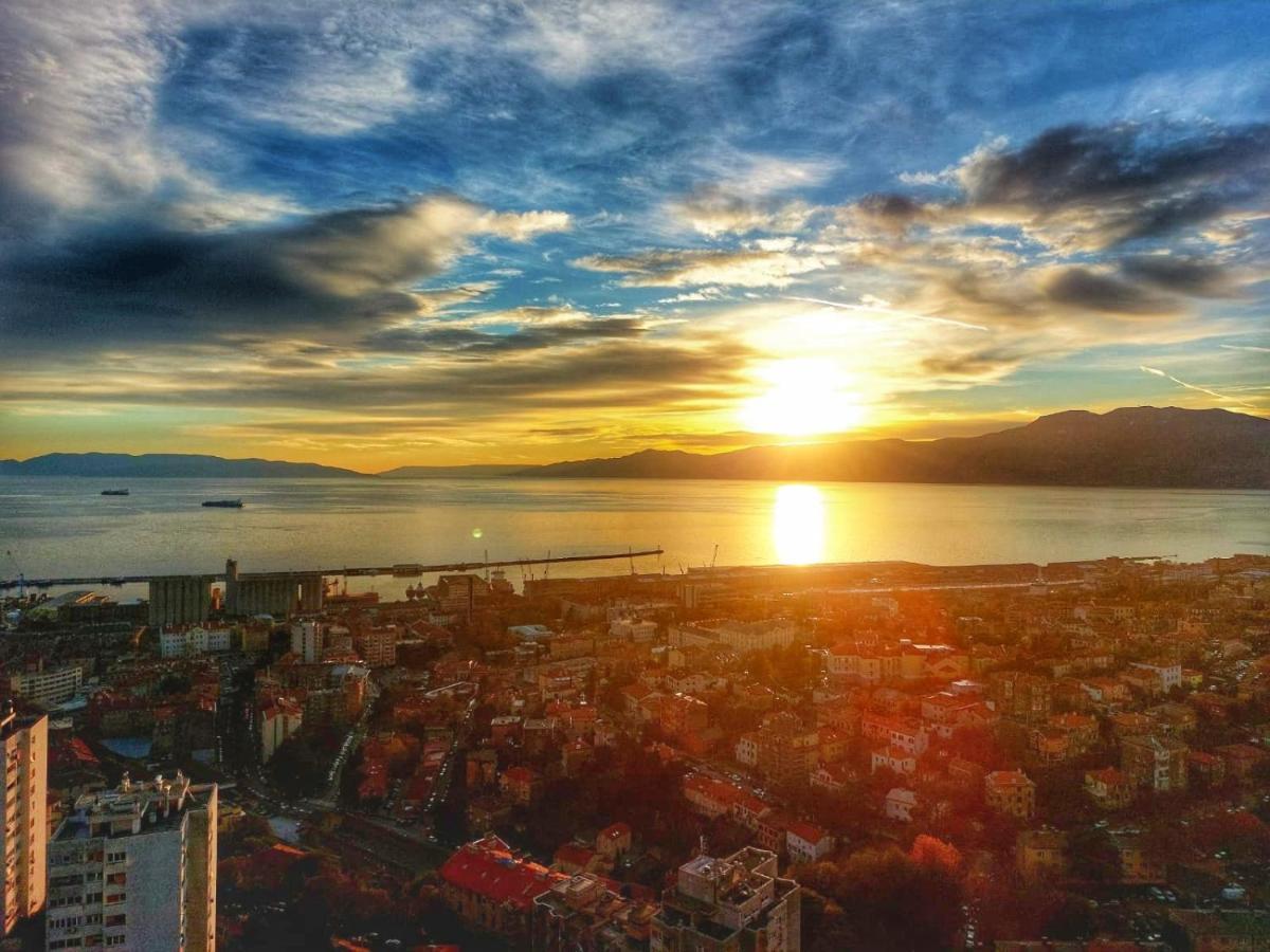 Appartement Under The Sky à Rijeka Extérieur photo